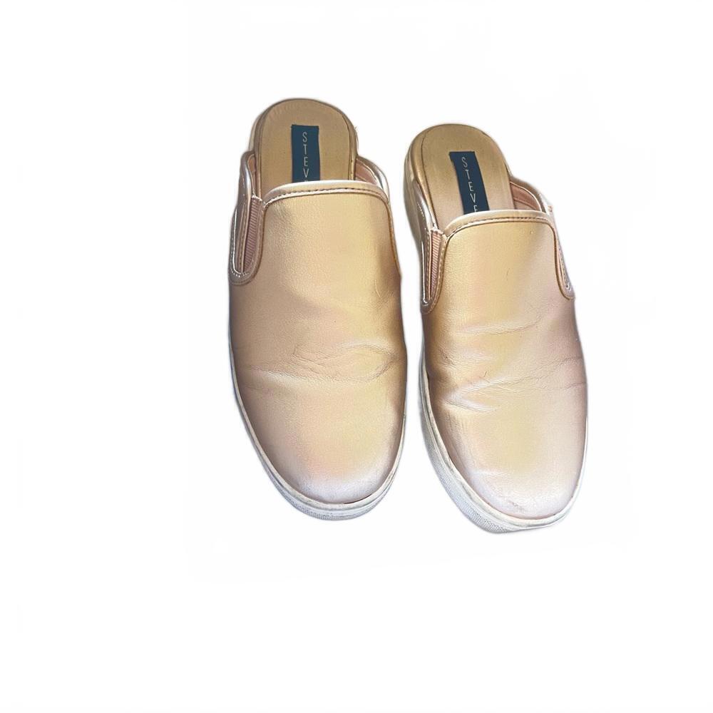 Steve Madden slides